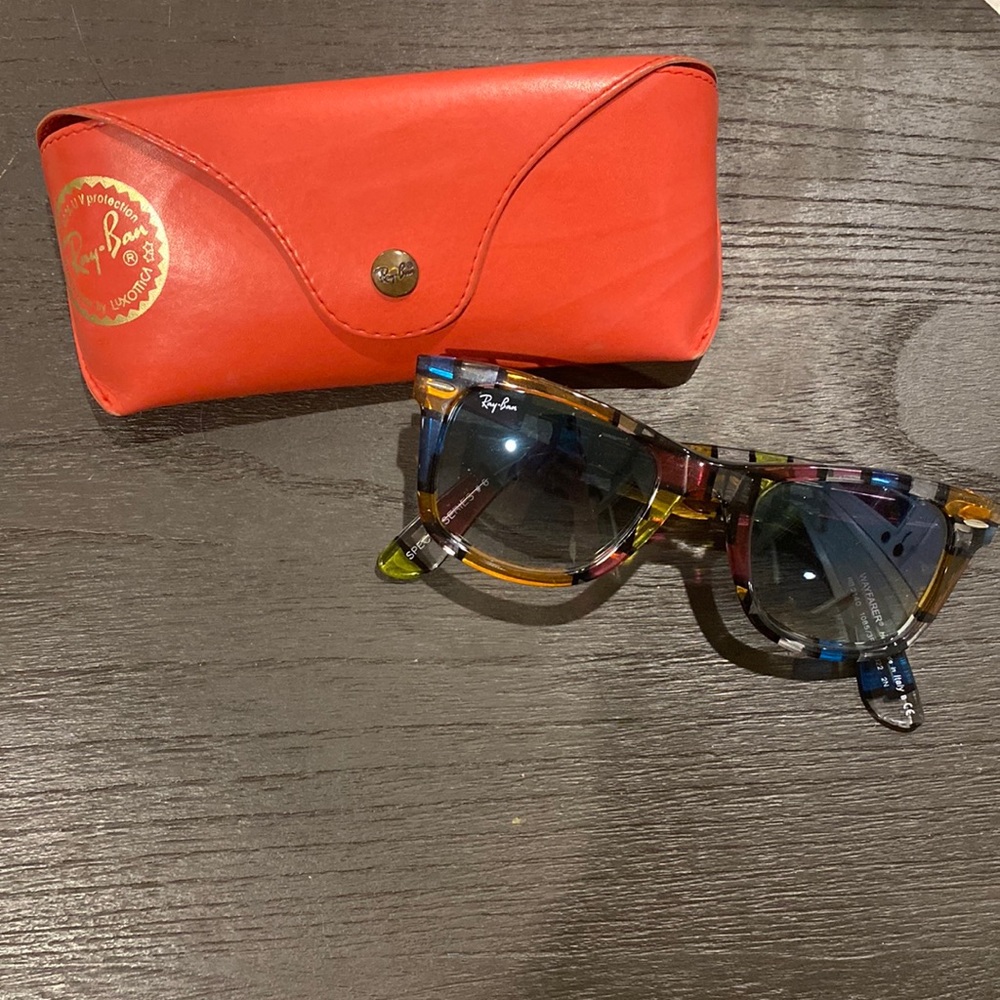 Ray-Ban Wayfarer Sunglasses